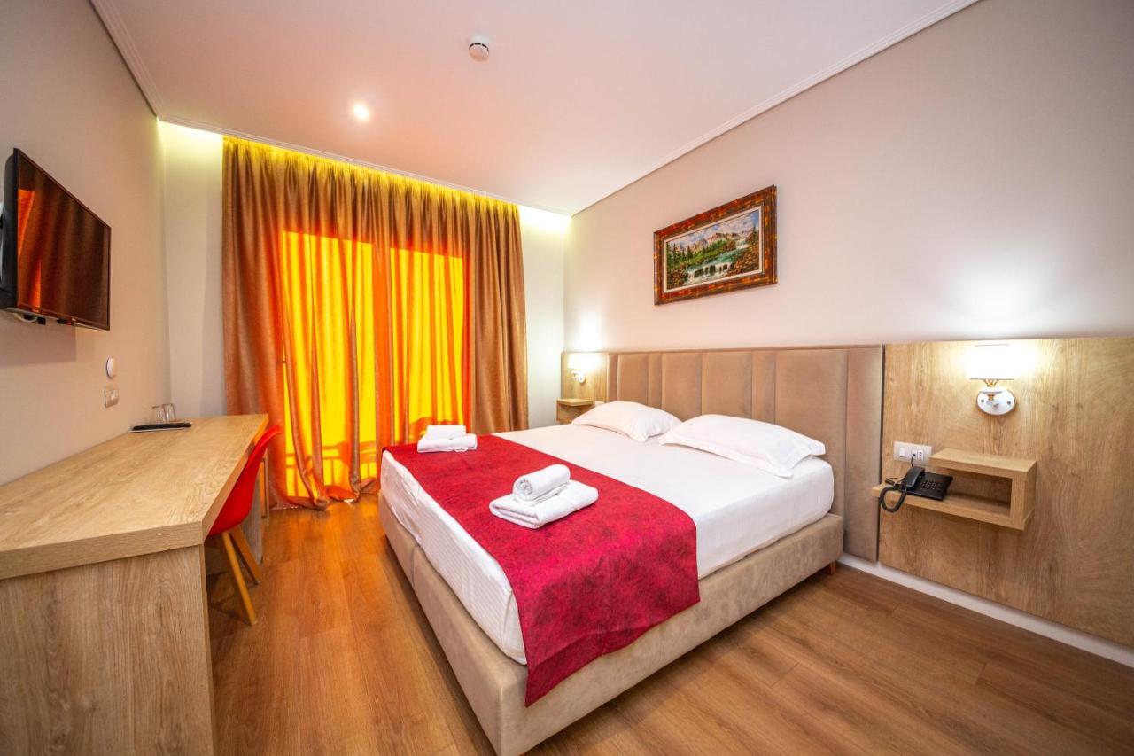 Class Hotel Ксаміл Екстер'єр фото