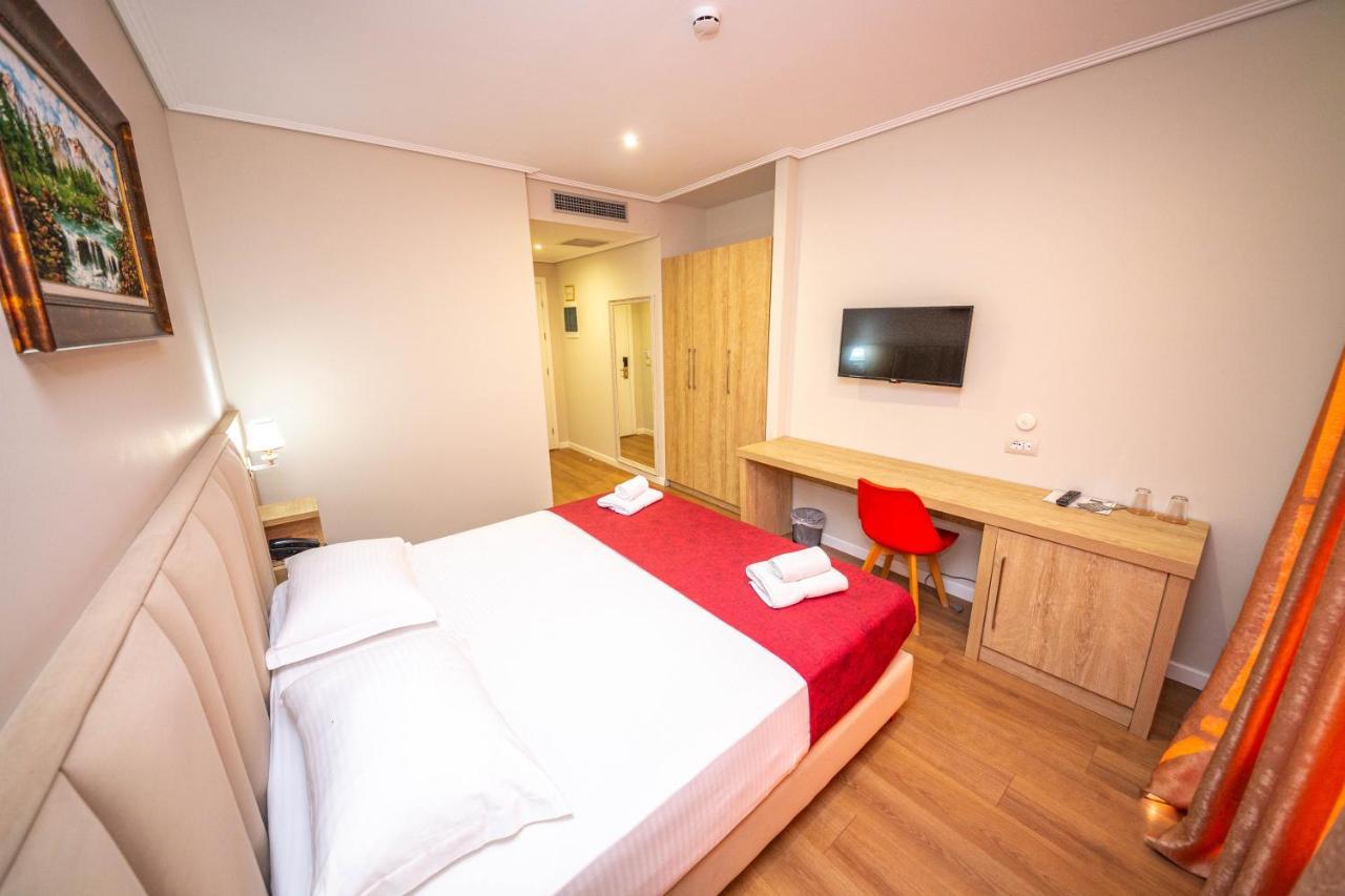 Class Hotel Ксаміл Екстер'єр фото
