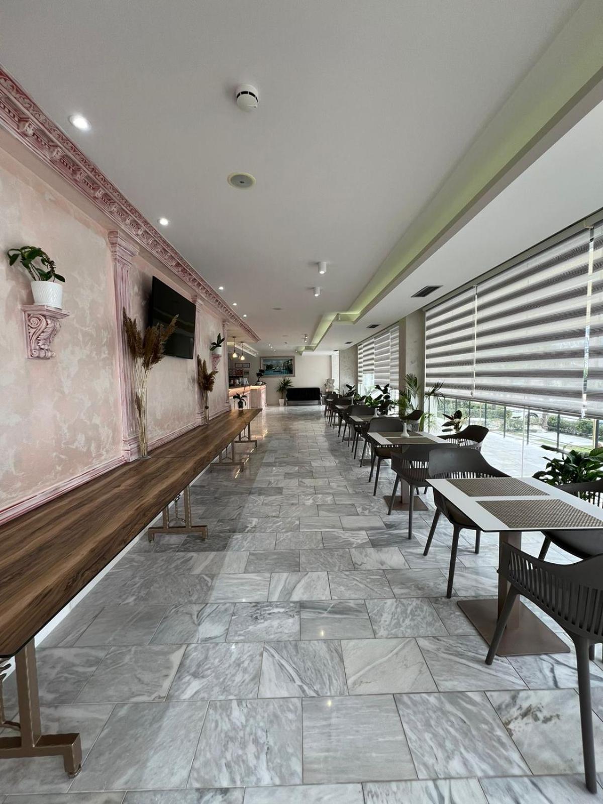Class Hotel Ксаміл Екстер'єр фото
