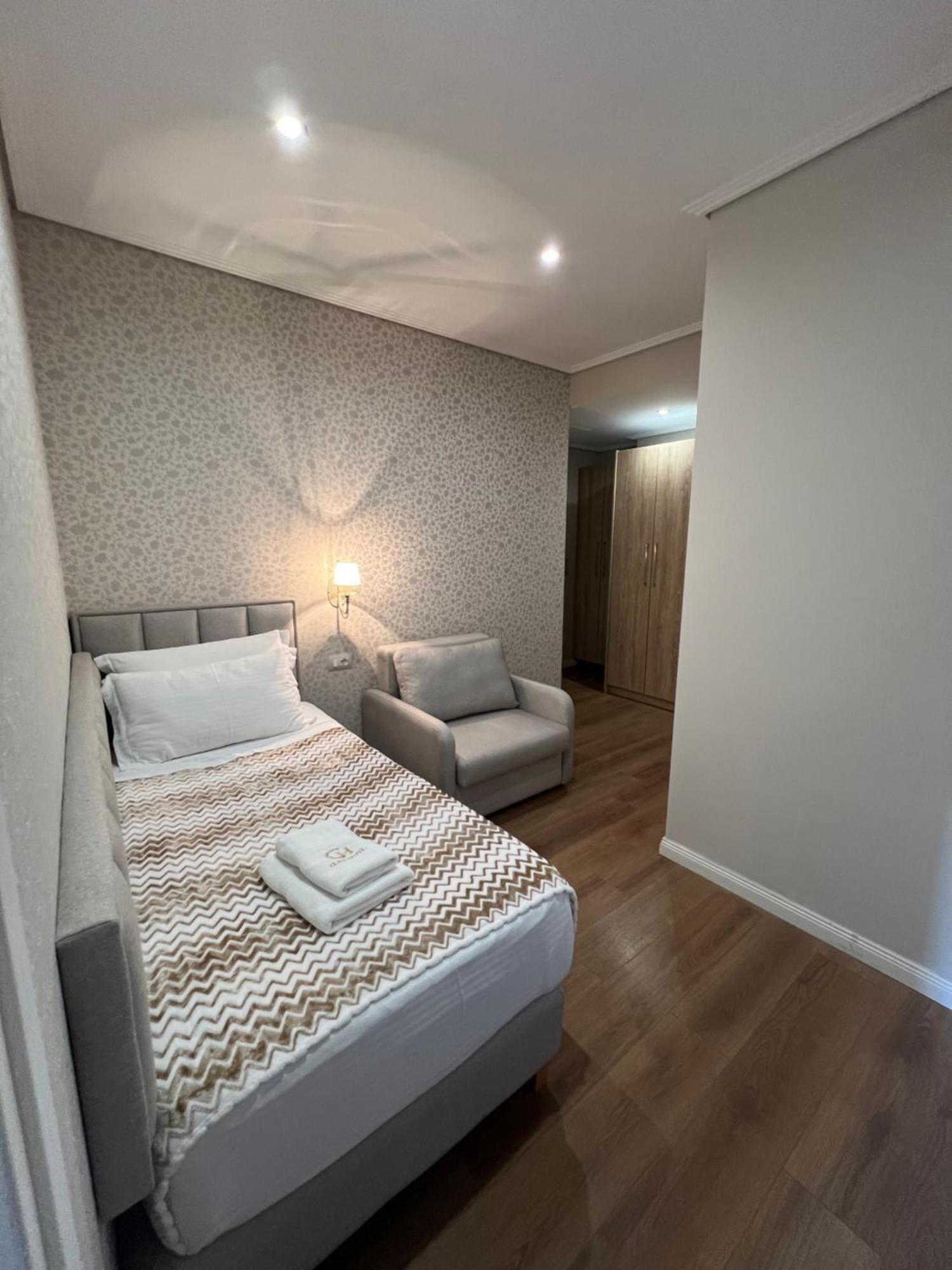 Class Hotel Ксаміл Екстер'єр фото
