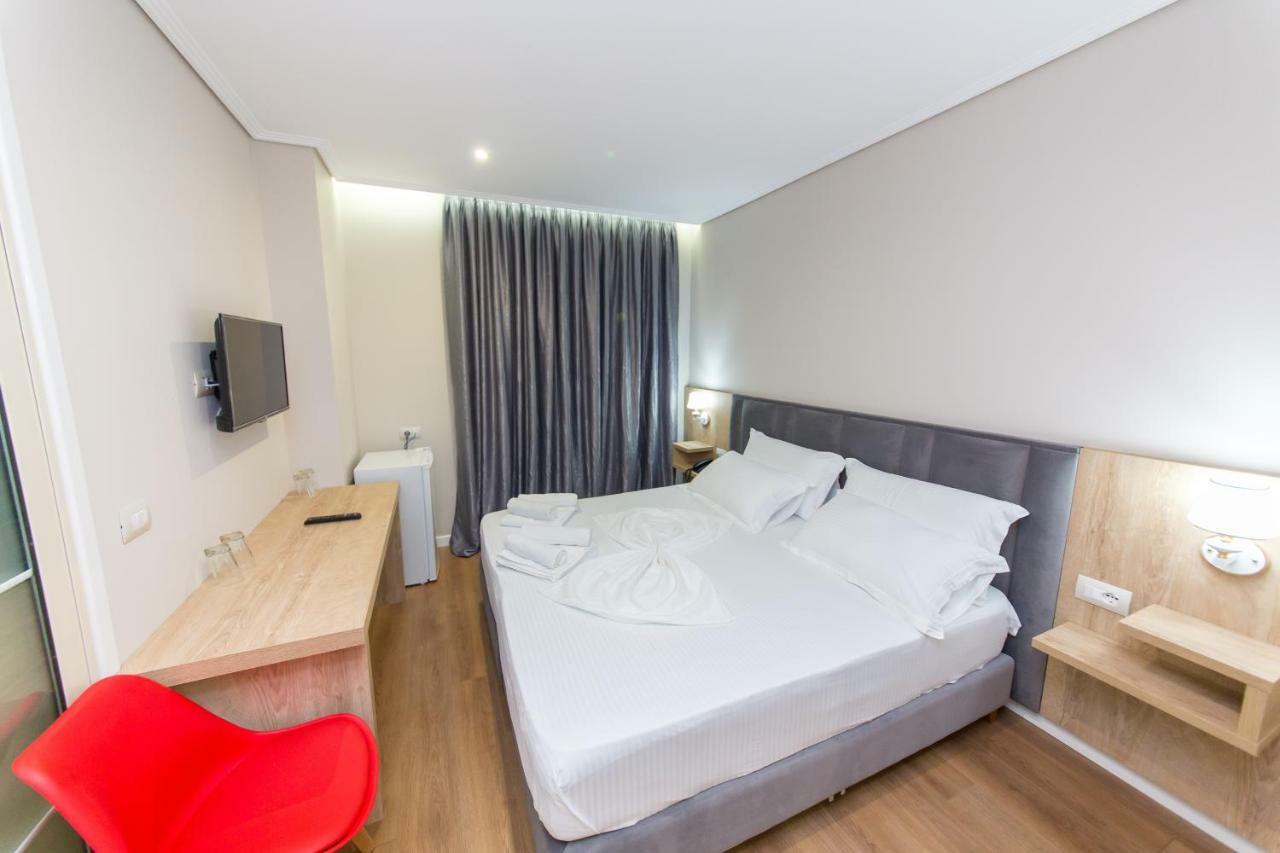 Class Hotel Ксаміл Екстер'єр фото